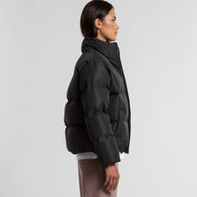 Load image into Gallery viewer, Peta Puffer Jacket Womens
